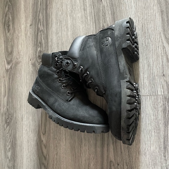 Timberland boots black suede 3.5y - Picture 4 of 7